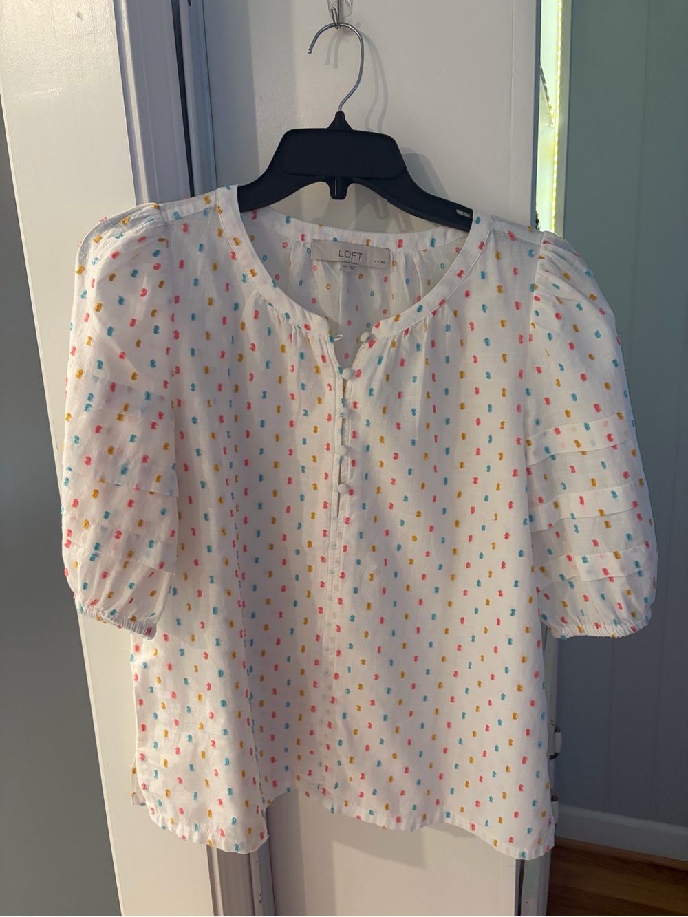 LOFT White Cotton Puff-Sleeve Blouse with Multicolor Dot Print